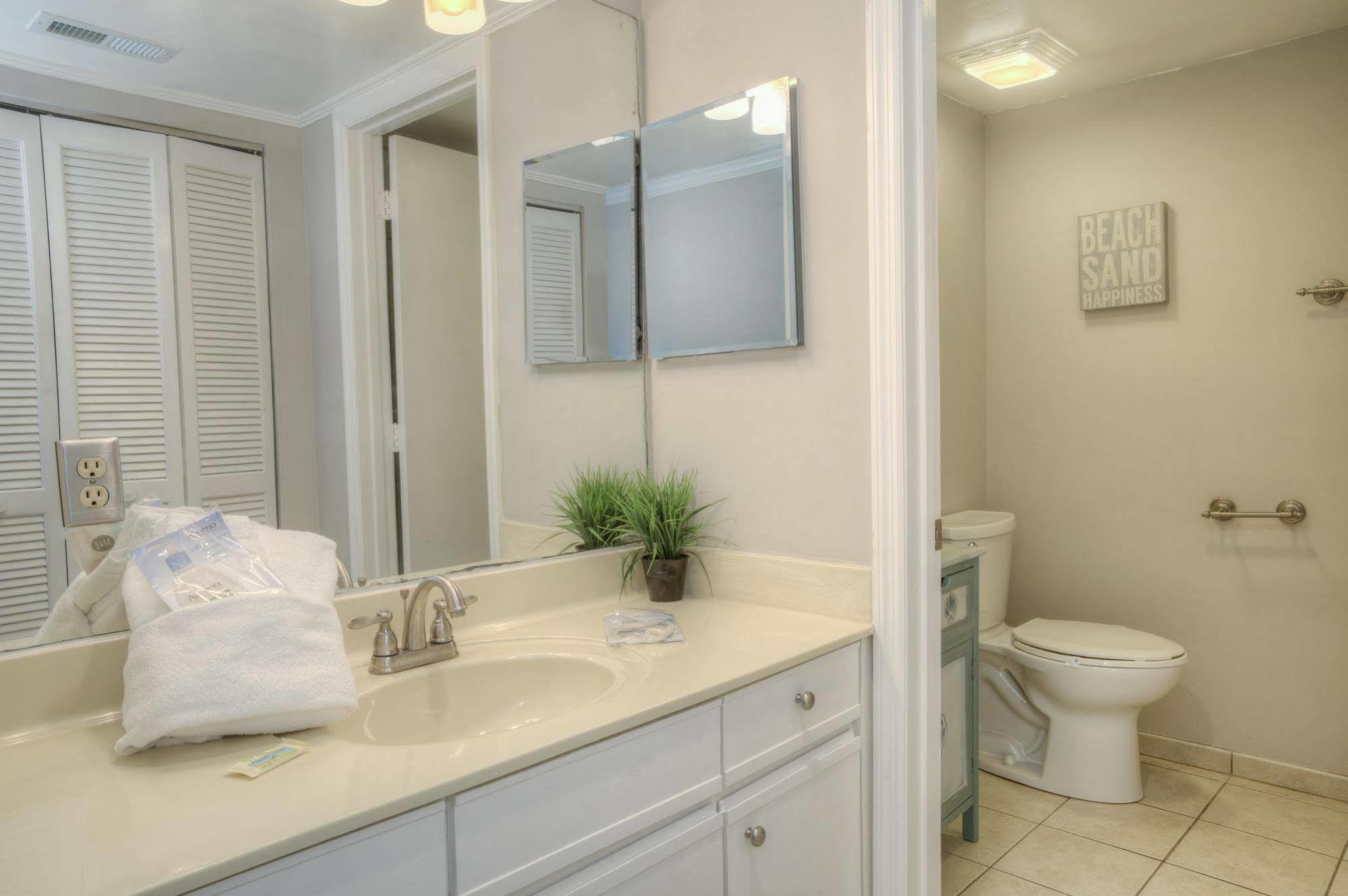 The Dunes Towers By Palmetto Vacation Rentals Myrtle Beach Bagian luar foto